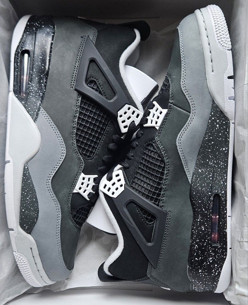 Jordan 4 Fear Size 12 $230