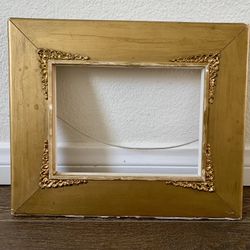 Vintage golden color photo frame 9.5/11.5”