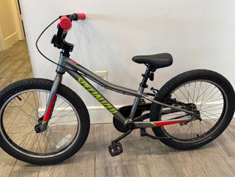 Kids Specialized RipRock 20” Small Bike