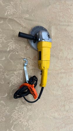 DeWalt 7-Inch Angle Grinder