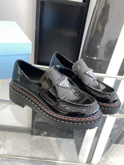Pr,ada     shoes