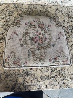 Old chair fabric and piping (pls read)