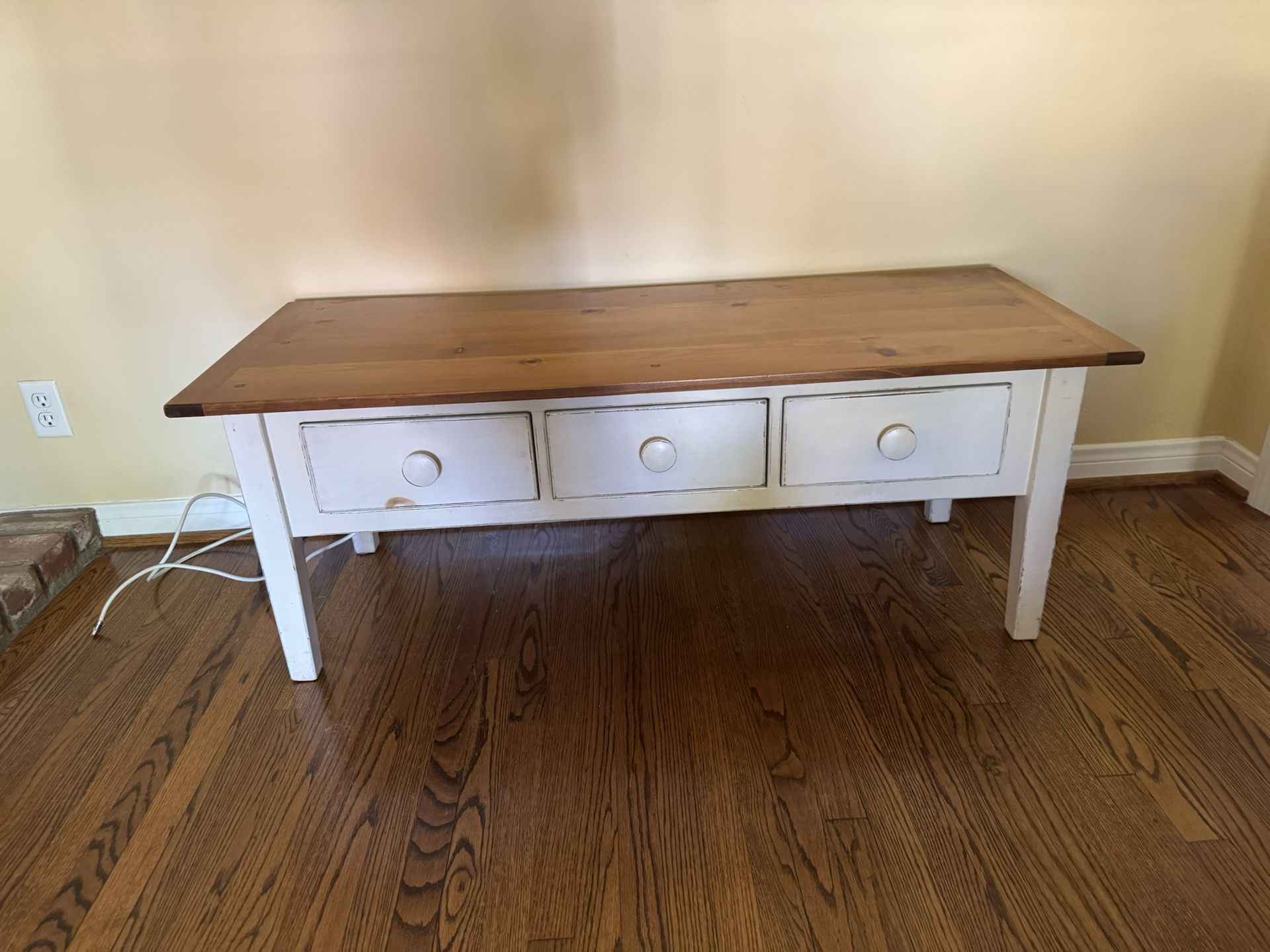 Coffee Table - Good Condition 