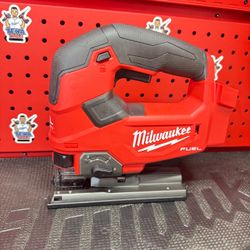 Milwaukee M18 FUEL 18V Lithium-Ion Brushless Cordless Jig Saw (Tool-Only)