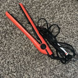 Hot Pink Straightener