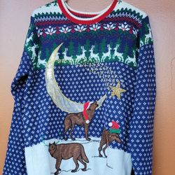 Holiday Time Pre-Owned Men's Blue Wolf Howling Moon Ugly Christmas Sweater Medium 38-40