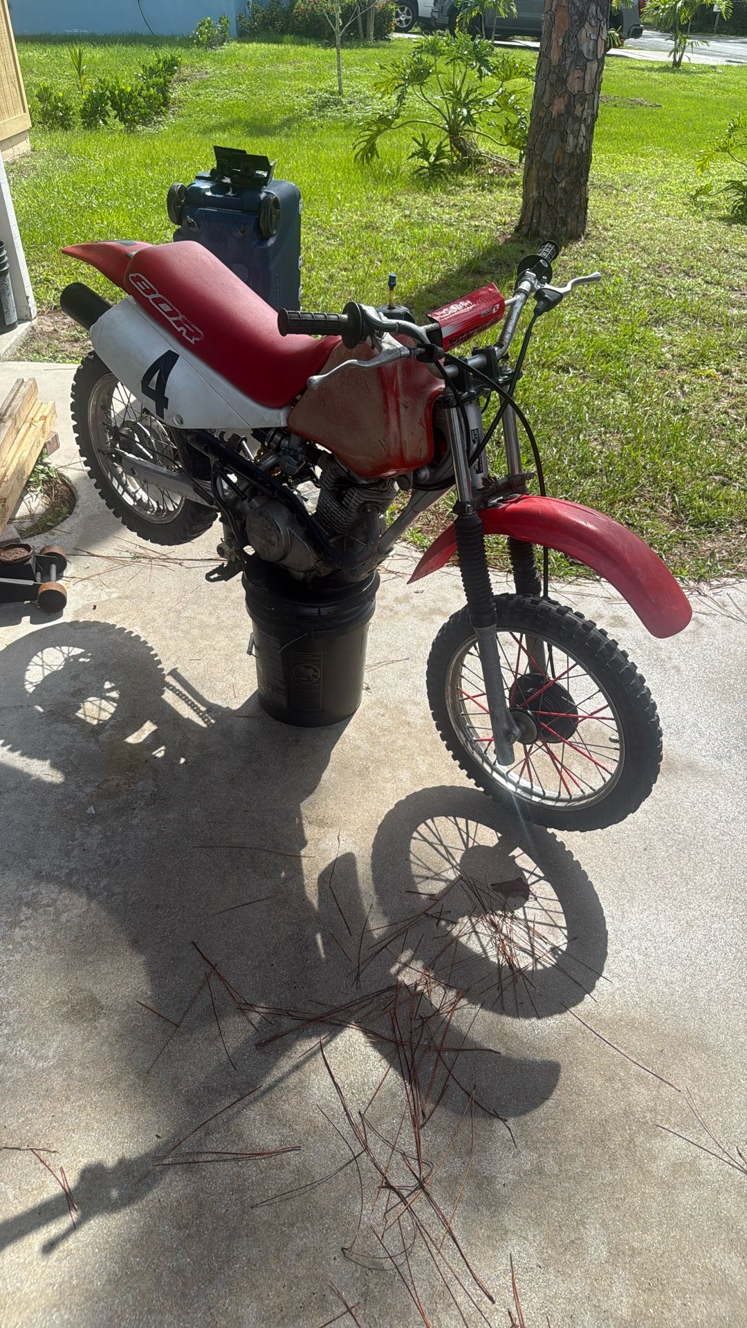 2000 Honda Xr80r