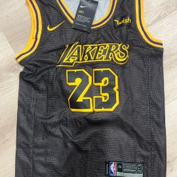 New Lakers Jersey Size Small