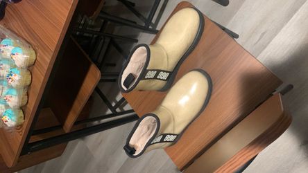 Ugg Rain or Snow Boots