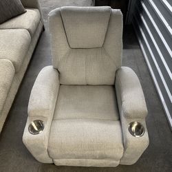 Recliner Chair – Excellent Condition, Like New