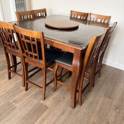 9 Piece Dinning Table And Chairs