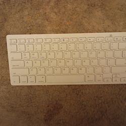 Wireless Bluetooth keyboard