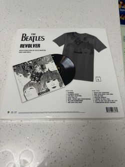 The Beatles Revolver Vinyl LP & T-Shirt Bundle