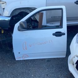 Chevy Colorado Drives Door
