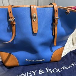 Dooney And Bourke
