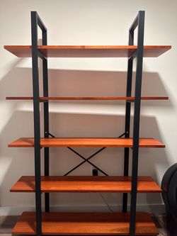 Book shelf / shelving unit