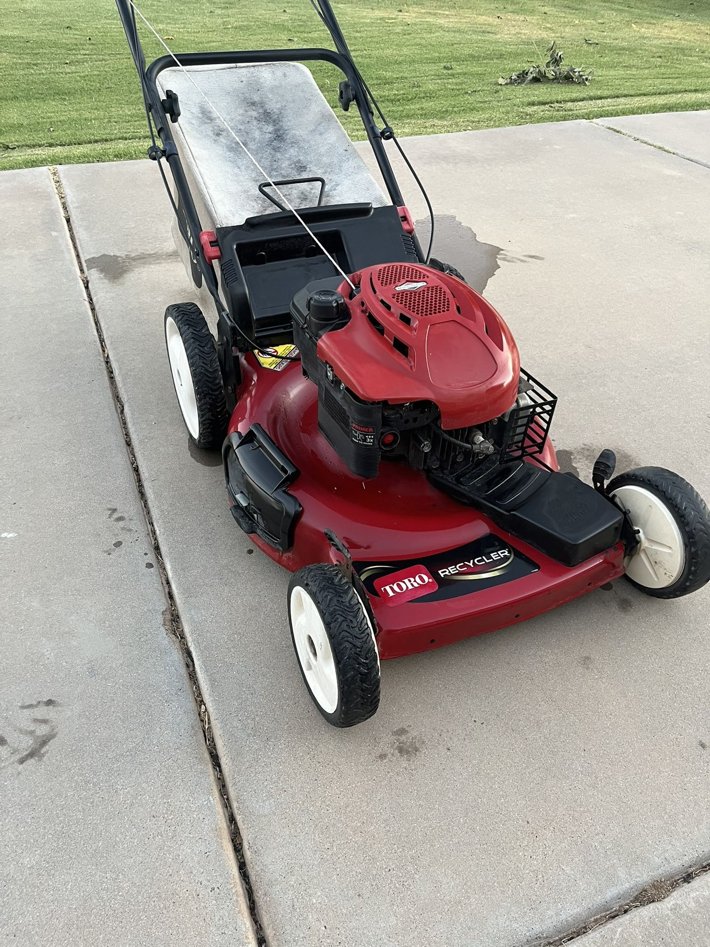 Toro Lawn Mower, Runs Good