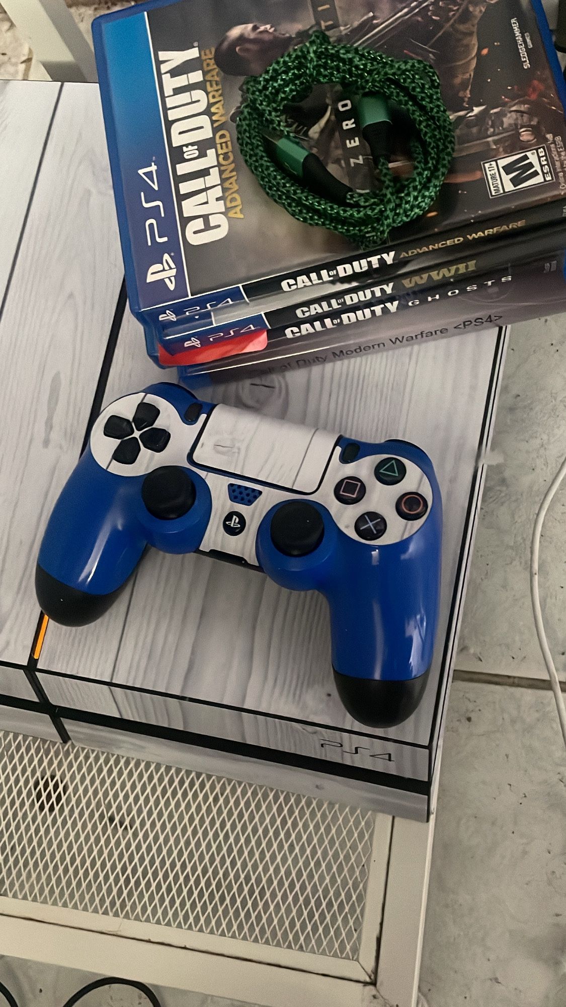 PS4