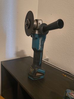 Makita angle grinder