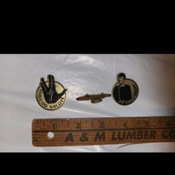 Star Trek Vulcan Salute Pin bundle