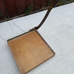 16" Vintage Cast Iron Ingento Guillotine Paper Cutter