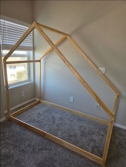 Twin Size Wooden House Bed, Natural