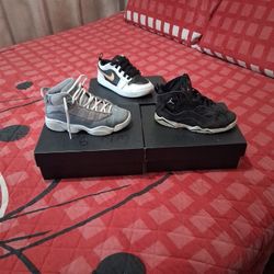 Boys Jordan's Size 1y.