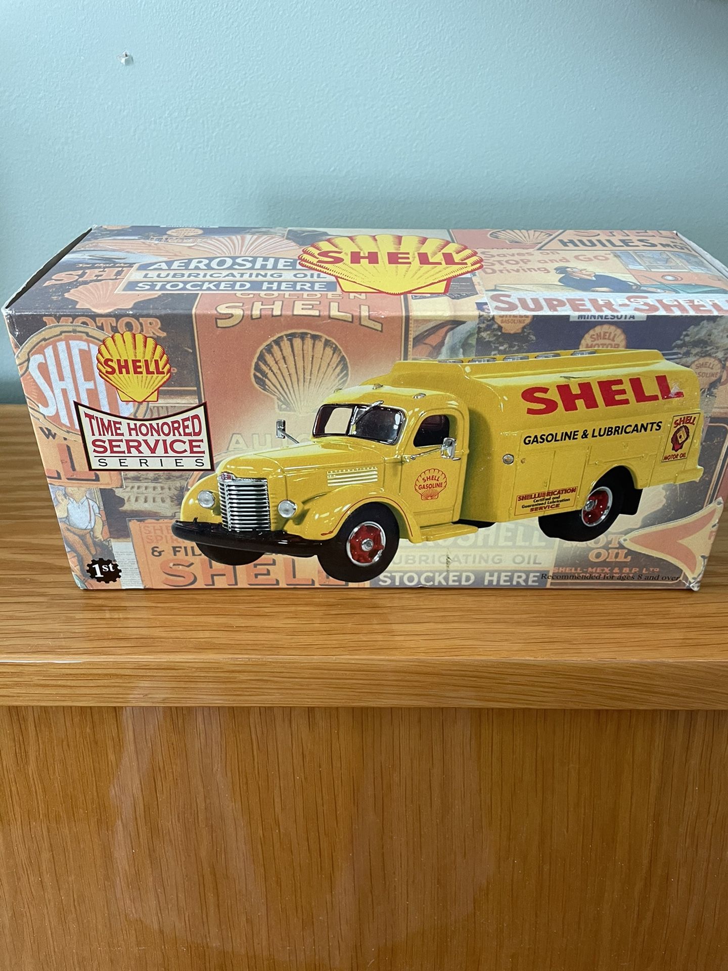 Shell 2001  “Time Honored Service” Series Toy Gasoline Truck