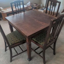 Antique English Pub Table w/4 Chairs
