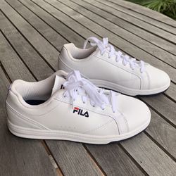 Women’s 6.5 White FILA Shoes