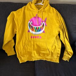 Sweater Size Large $30