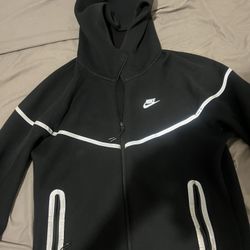 reflective nike tech