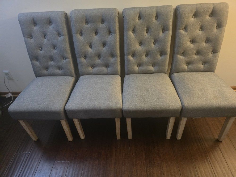 4 Dinning Chairs