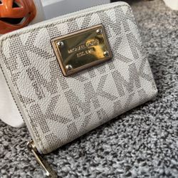 Micheal Kors Wallet