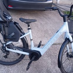 Trek Verve+ M E-BIKE
