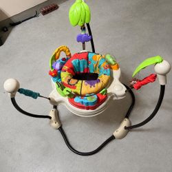 Fisher-Price Jumperoo in good used condition. 