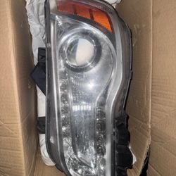 chrysler 300 headlight