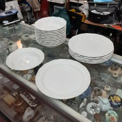 Mikasa French Countryside Dinner Plates