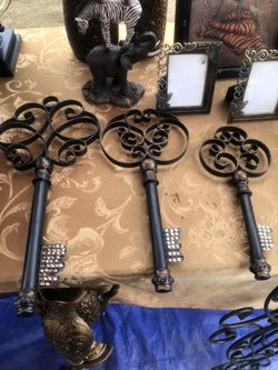 Set Of Decor Keys