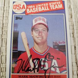 Mark McGwire Autographed 1985 Topps Rookie