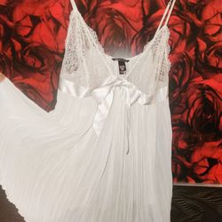 Victoria's Secret Bridal Coquette Babydoll Chemise 