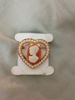 Heart-Shaped Cameo Brooch with Pearl Border