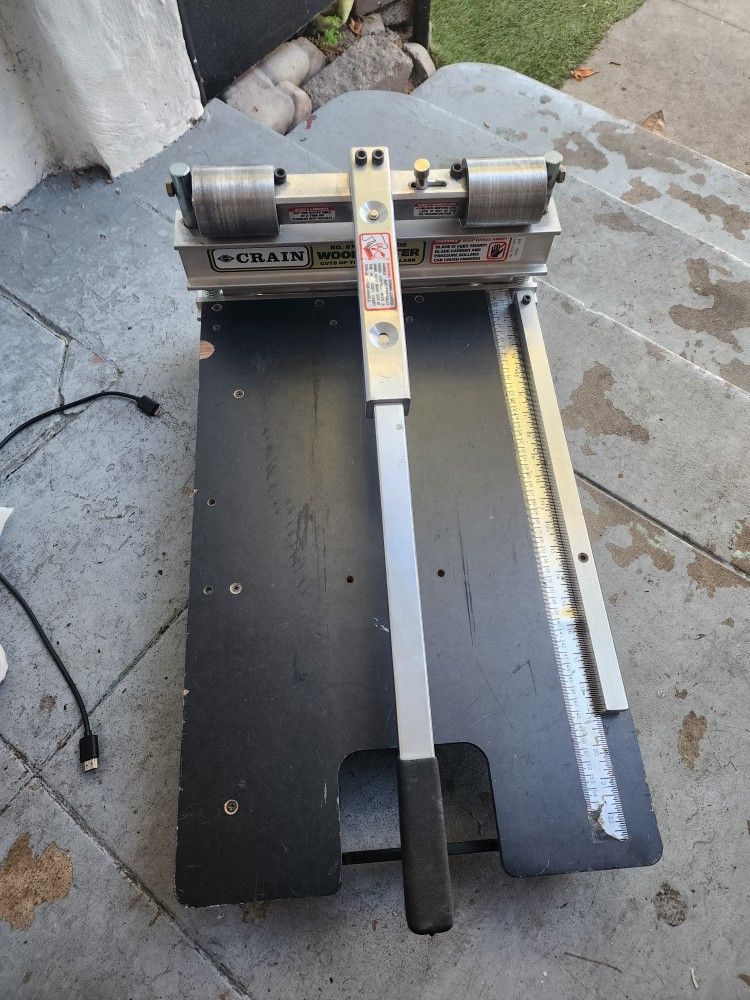 WOOD CUTTER