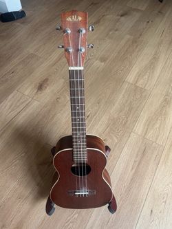 Baritone Ukulele
