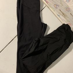 2 Pairs Of Leggings