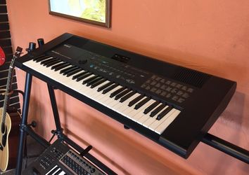 Roland EM-303 Keyboard/Synthesizer for Sale in Bellingham, WA