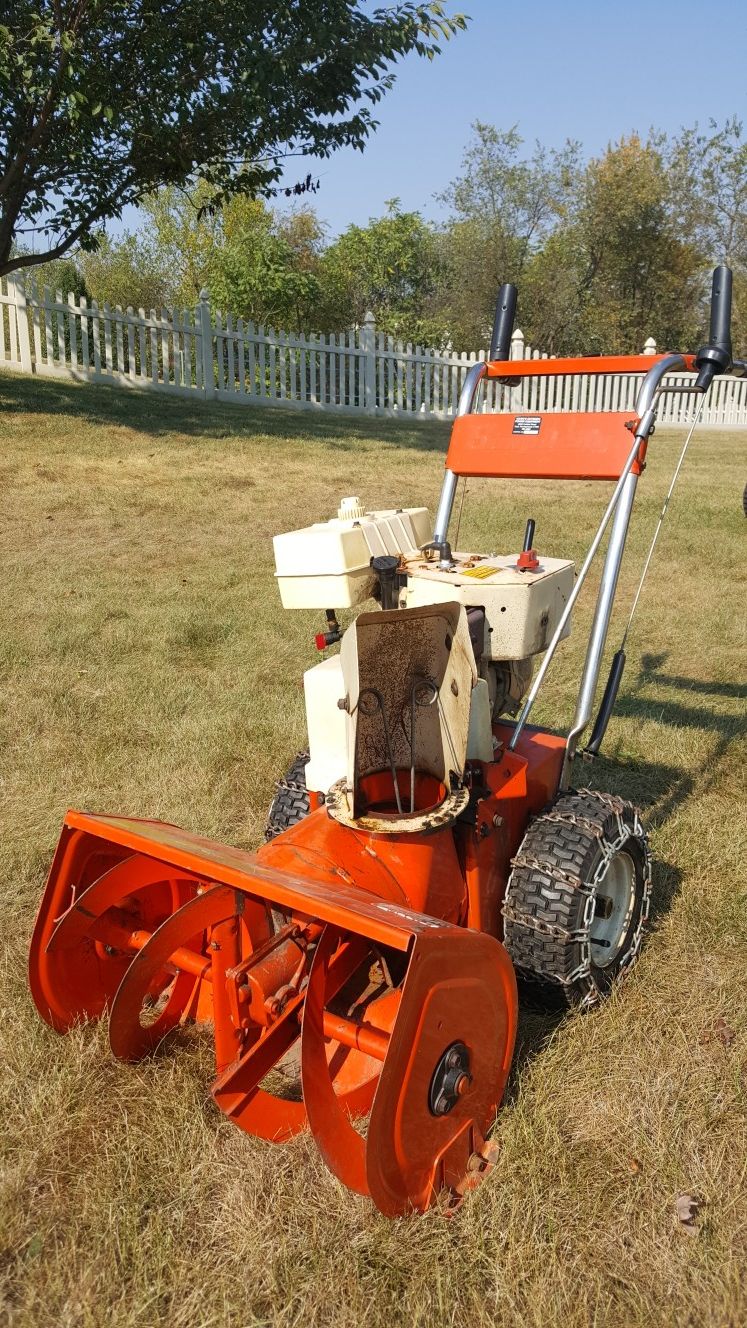 Simplicity 755 snowblower for Sale in Chambersburg, PA OfferUp