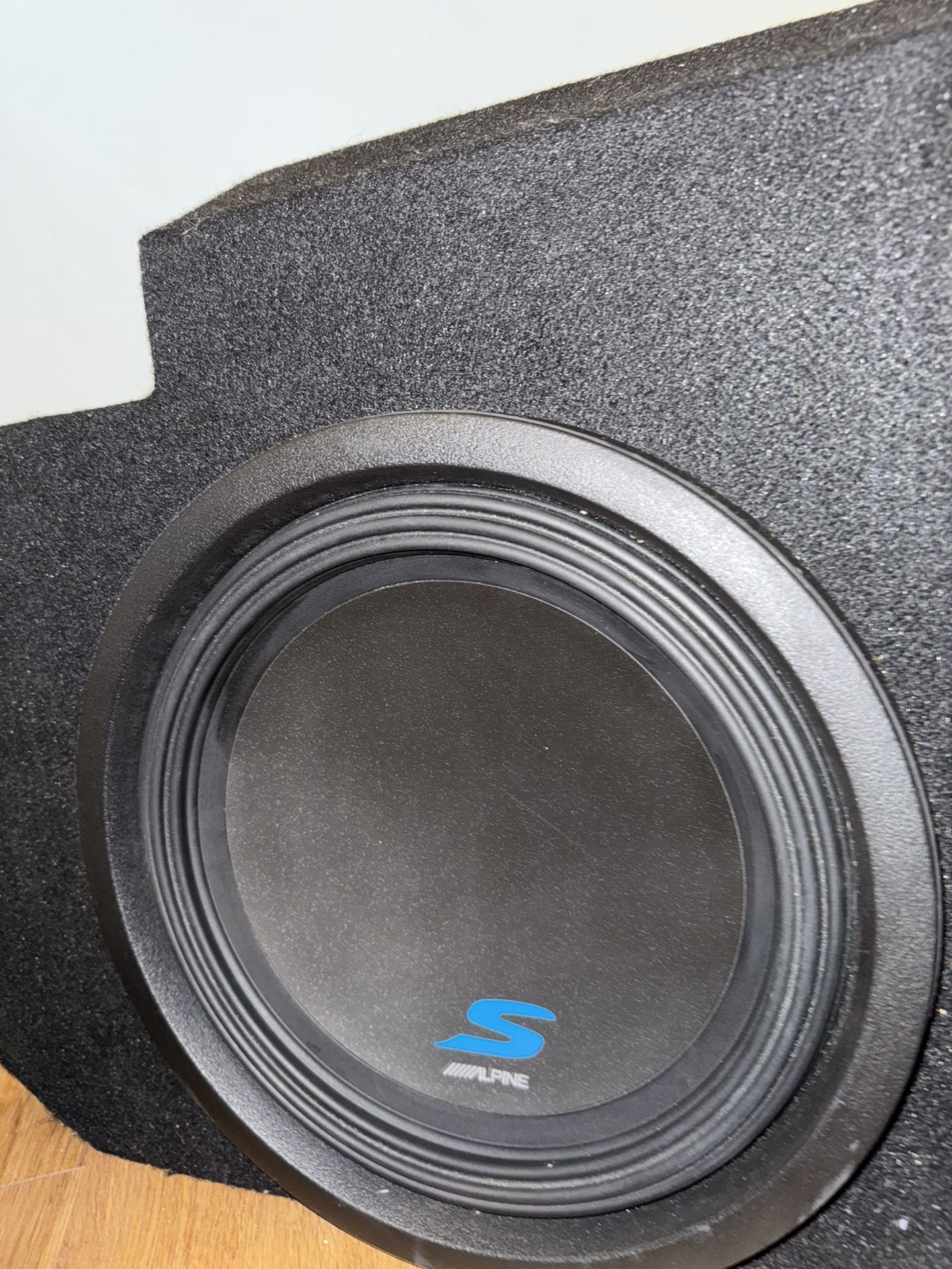 Alpine Subwoofer w/ JBL Amps