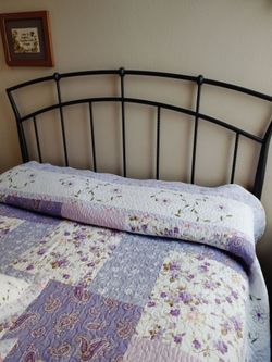 Like New Black Wrought Iron Full Size Headboard With Hardware