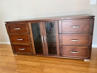 Raymour & Flanigan Devin Cherry TV Console